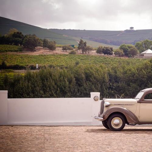 listing-details-carousel