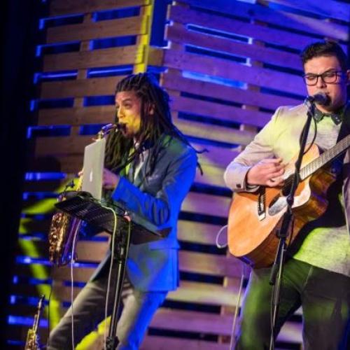 listing-details-carousel