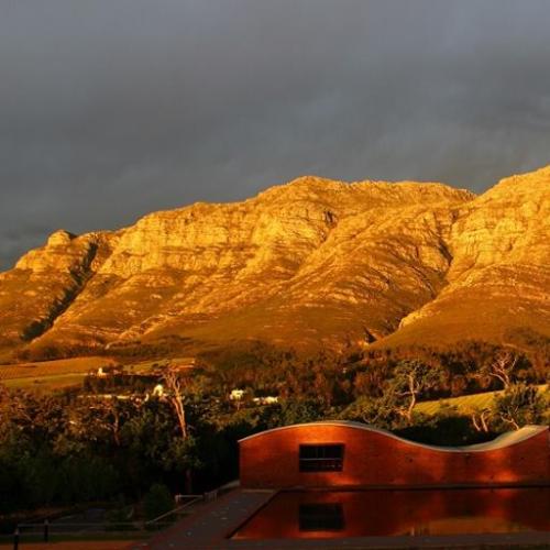 listing-details-carousel