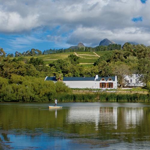 https://www.wineries.co.za/static/3603/marklew-primary__scale_and_crop__500x500.jpg