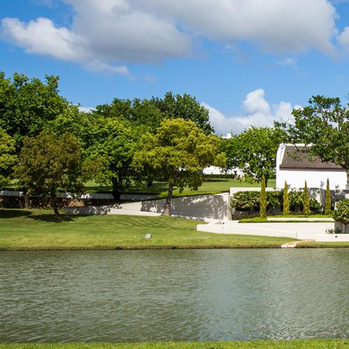 listing-details-carousel